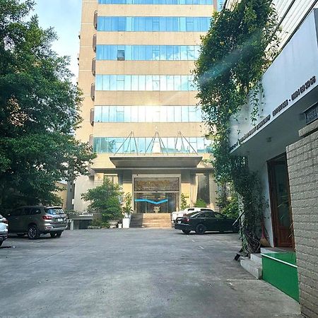 ホテル Nha Khach Huong Sen ハイフォン エクステリア 写真